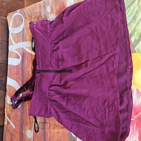 M BeBe asymmetrical top - Picture 4 of 8